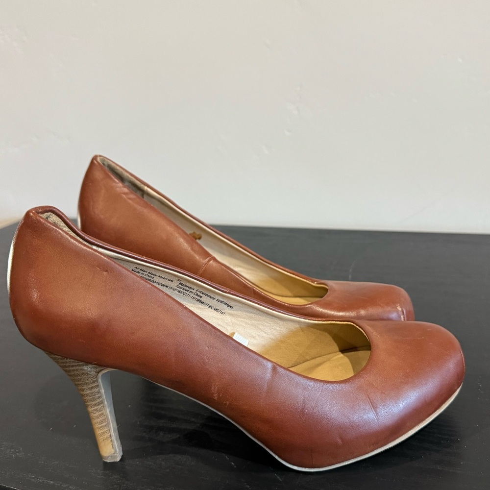 Great condition Mossimo women’s heels size 8.5